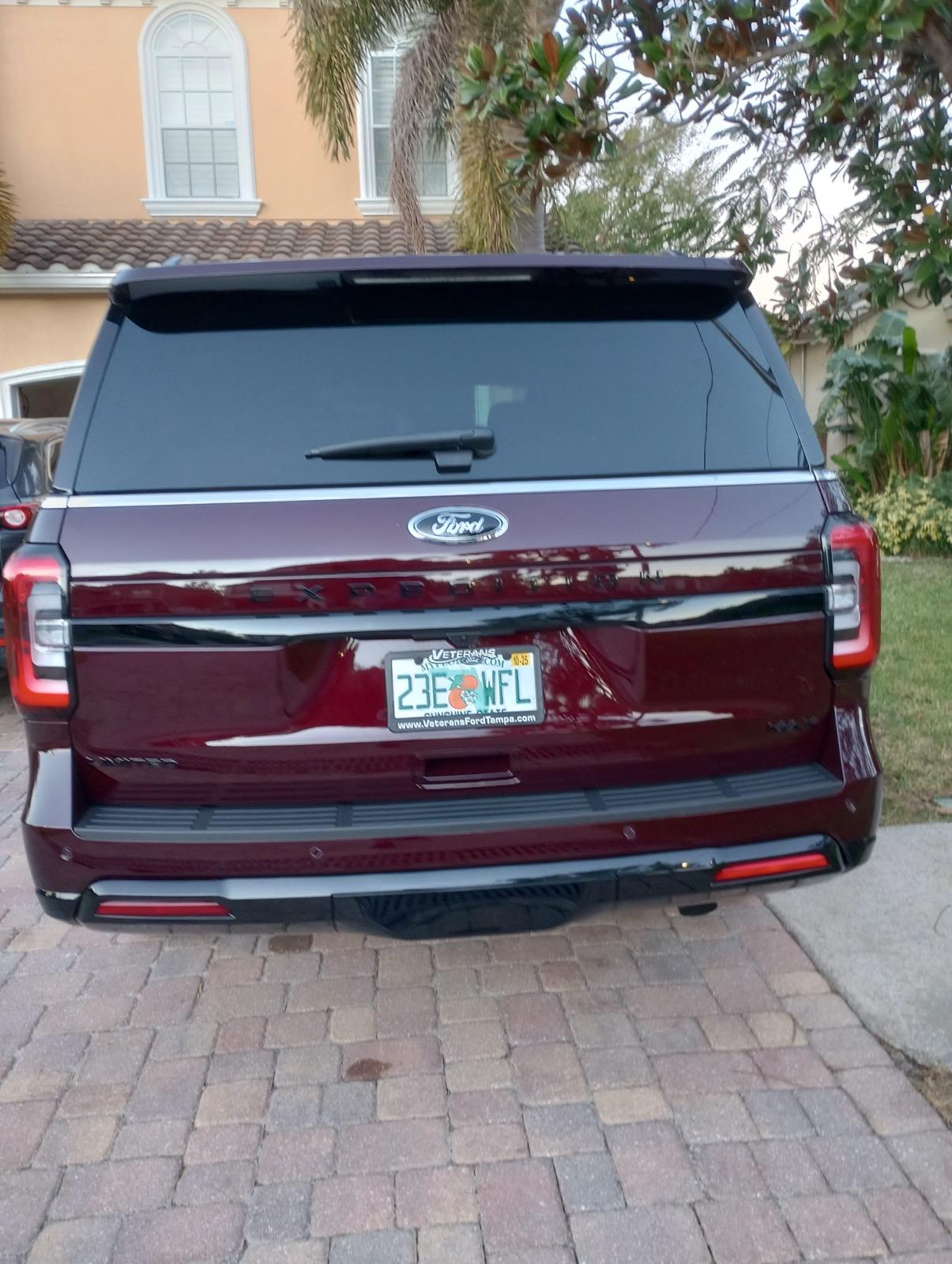 Used 2024 Ford Expedition Max Limited RWD image 4