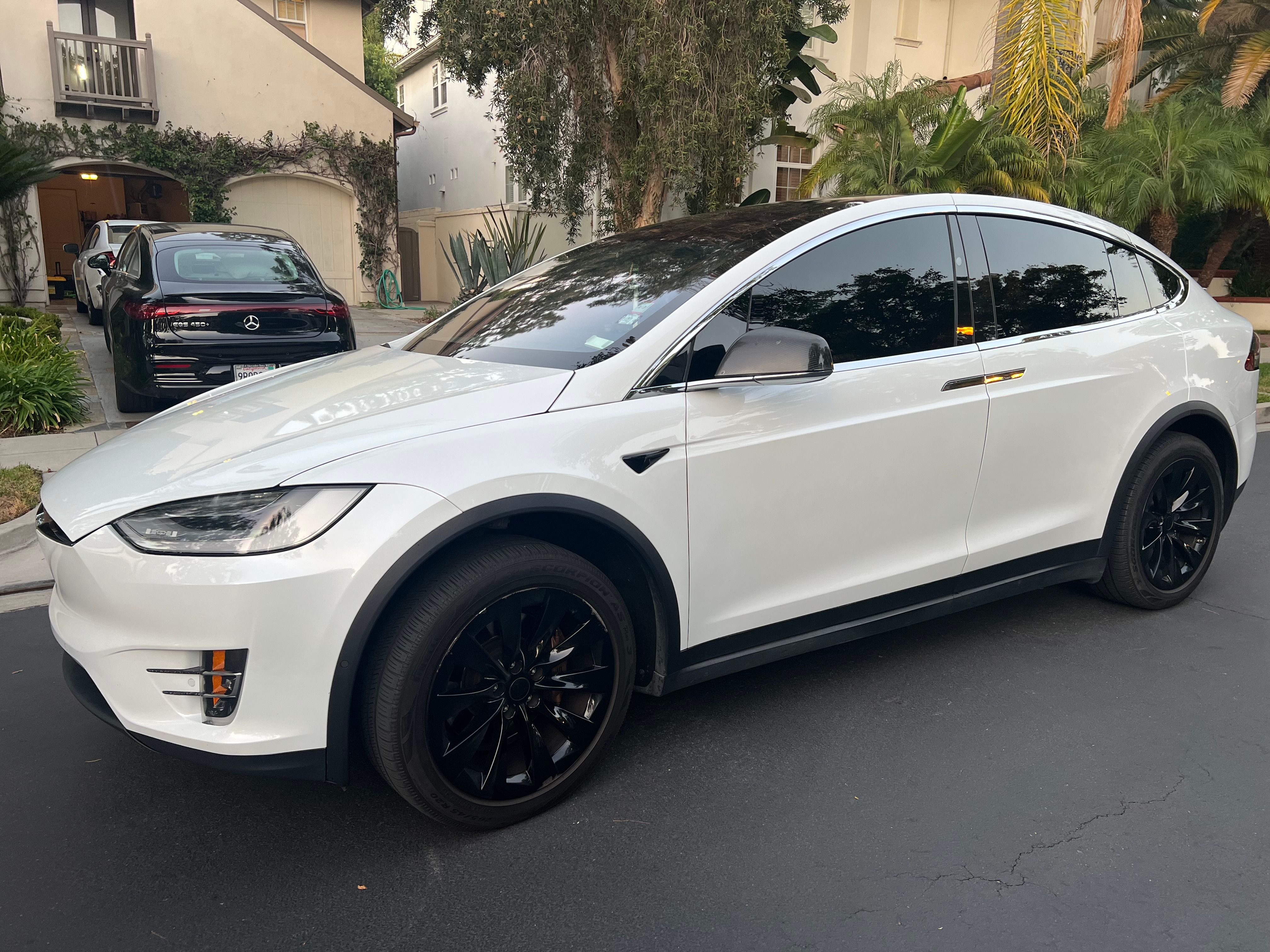 Used 2020 Tesla Model X Long Range AWD/4WD image 15