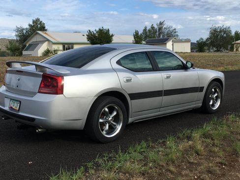 Used 2007 Dodge Charger RWD image 10