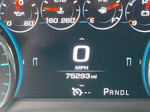 Used 2017 Chevrolet Suburban LT image 20