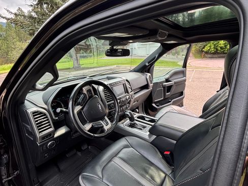 Used 2020 Ford F150 Platinum w/ Equipment Group 701A Luxury AWD/4WD image 4