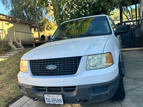 Used 2006 Ford Expedition XLS image 1