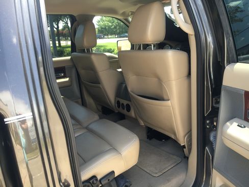 Used 2007 Ford F150 Lariat image 10