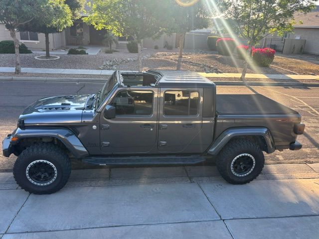Used 2021 Jeep Gladiator Sport AWD/4WD image 2
