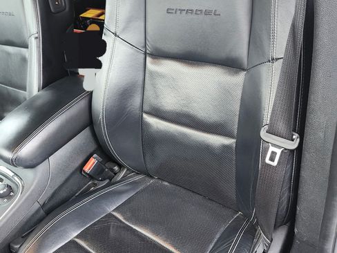 Used 2017 Dodge Durango Citadel w/ Premium Entertainment Group image 7