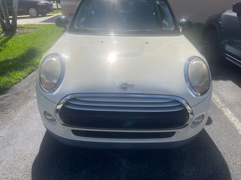Used 2015 MINI Cooper 2-Door Hardtop image 23