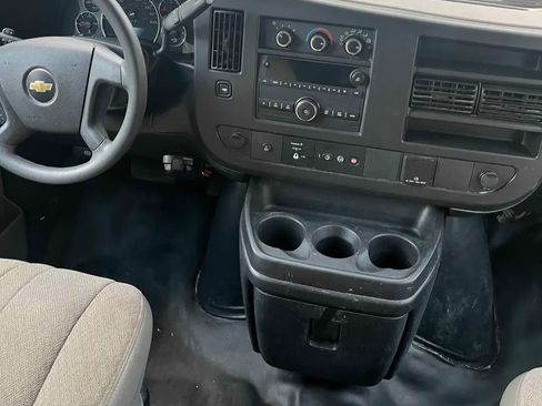 Used 2019 Chevrolet Express 2500 w/ Driver Convenience Package RWD image 8