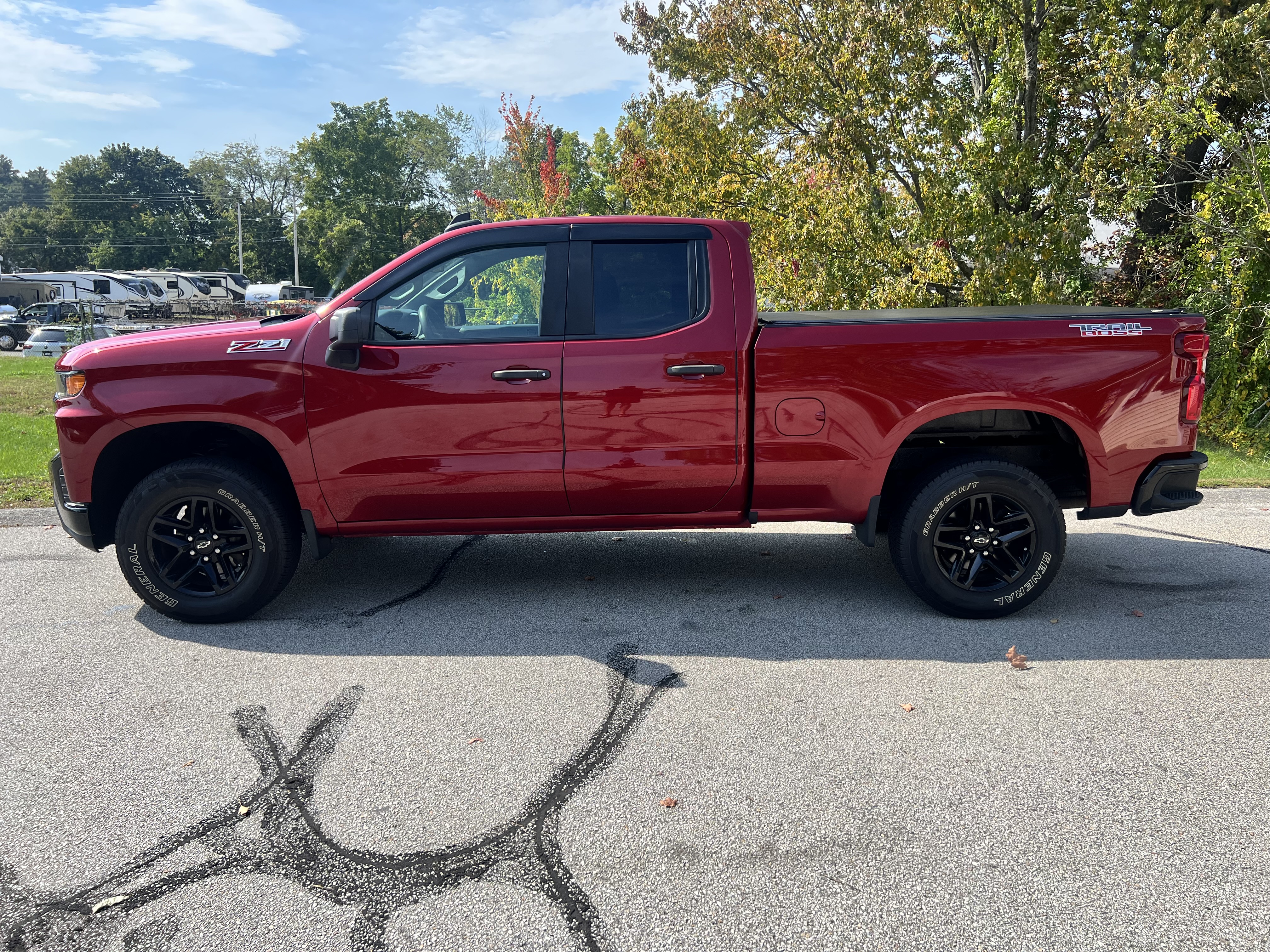 Used 2020 Chevrolet Silverado 1500 Custom Trail Boss w/ Custom Convenience Package AWD/4WD image 9