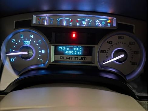 Used 2009 Ford F150 Platinum image 2