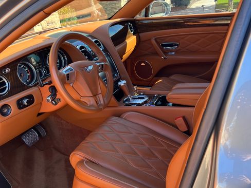 Used 2015 Bentley Flying Spur V8 image 9