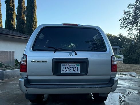 Used 2001 Toyota 4Runner SR5 RWD image 6
