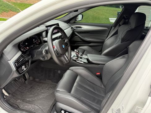 Used 2020 BMW M5 w/ Executive Package image 18