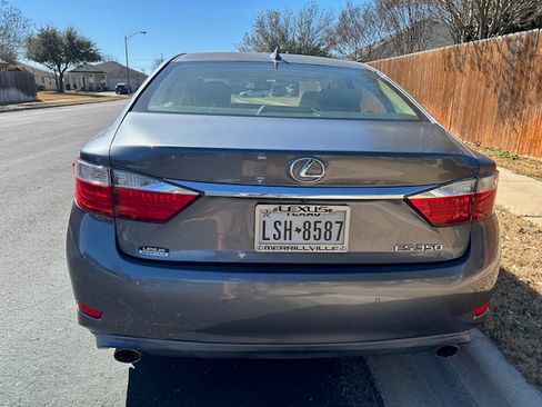 Used 2015 Lexus ES 350 w/ Luxury Package image 12