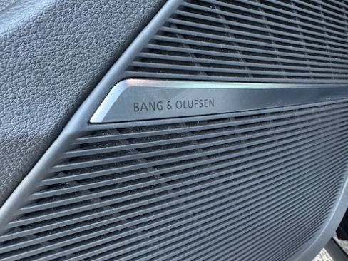 Used 2021 Audi SQ8 Prestige image 17