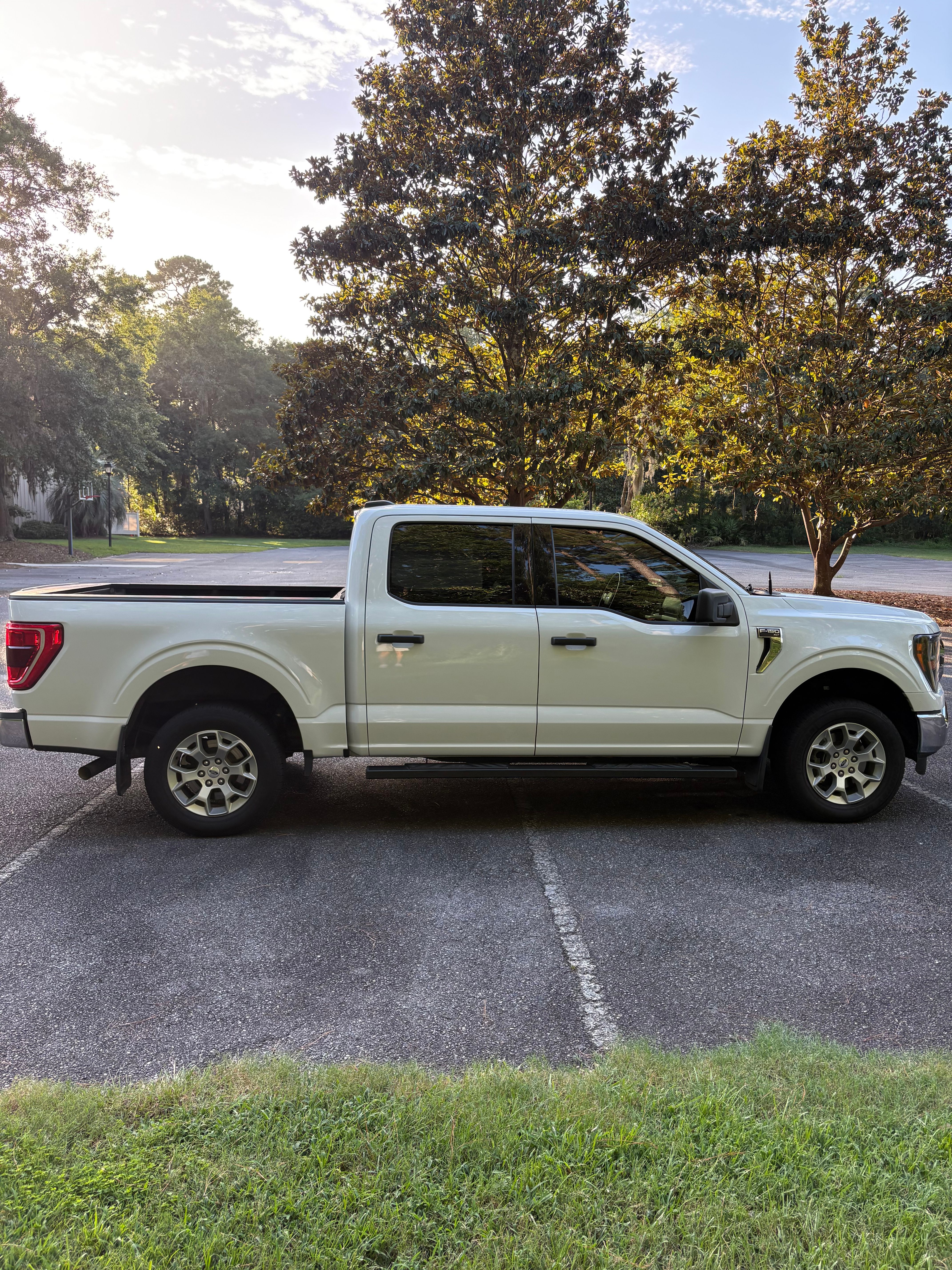 Used 2023 Ford F150 XLT w/ Equipment Group 301A Mid RWD image 5