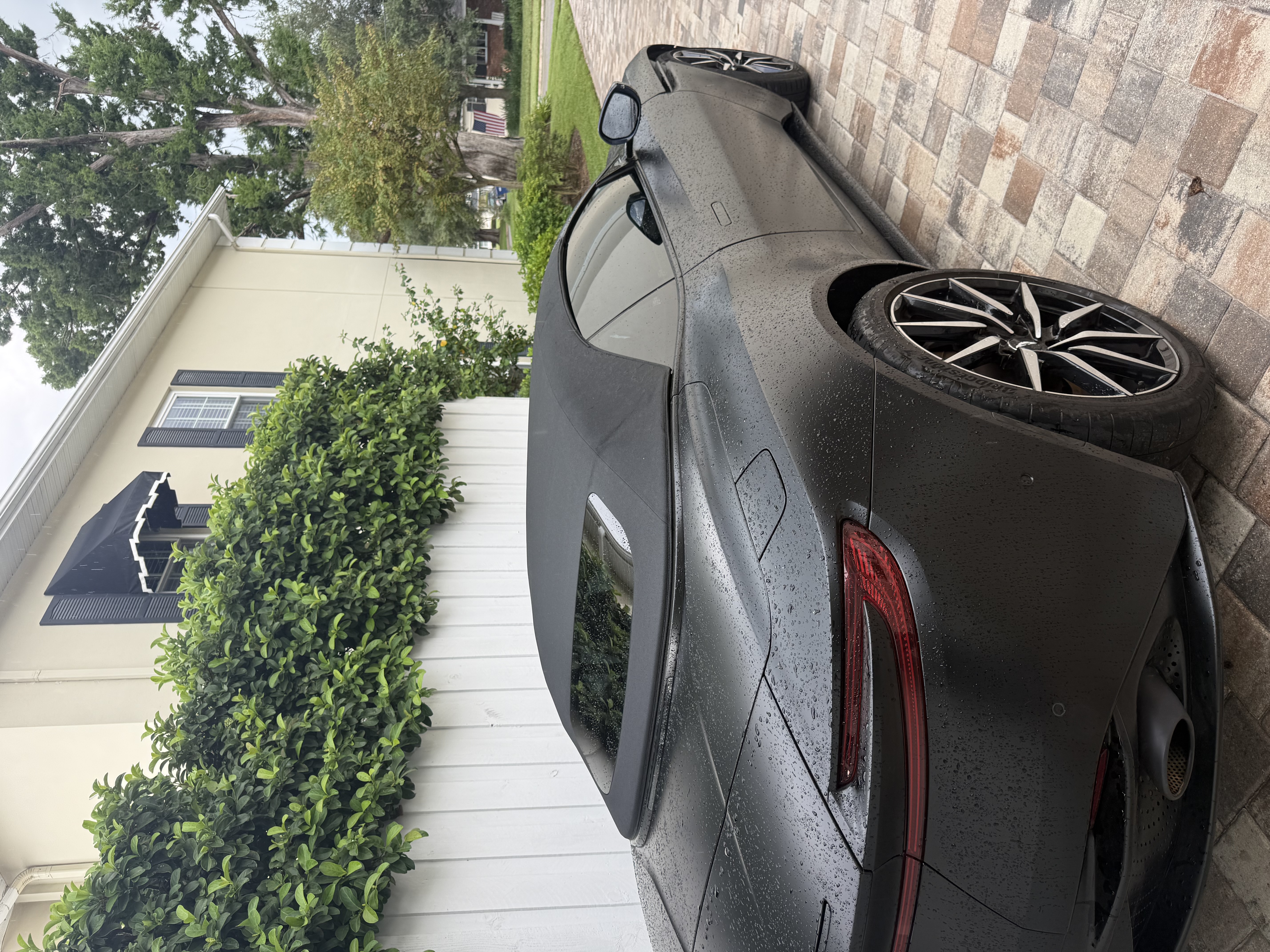 Used 2020 Aston Martin DB11 Volante RWD image 9