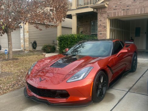 Used 2015 Chevrolet Corvette Stingray Coupe 2D w/ 2LT Preferred Equipment Group image 4