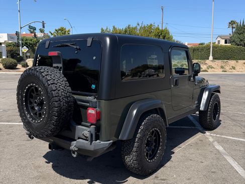 Used 2006 Jeep Wrangler Unlimited Rubicon AWD/4WD image 5