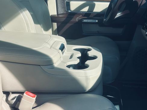 Used 2015 RAM 2500 Laramie w/ Snow Chief Group image 18