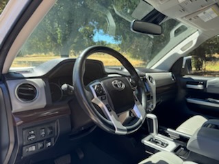 Used 2021 Toyota Tundra Limited w/ Limited Premium Package AWD/4WD image 12