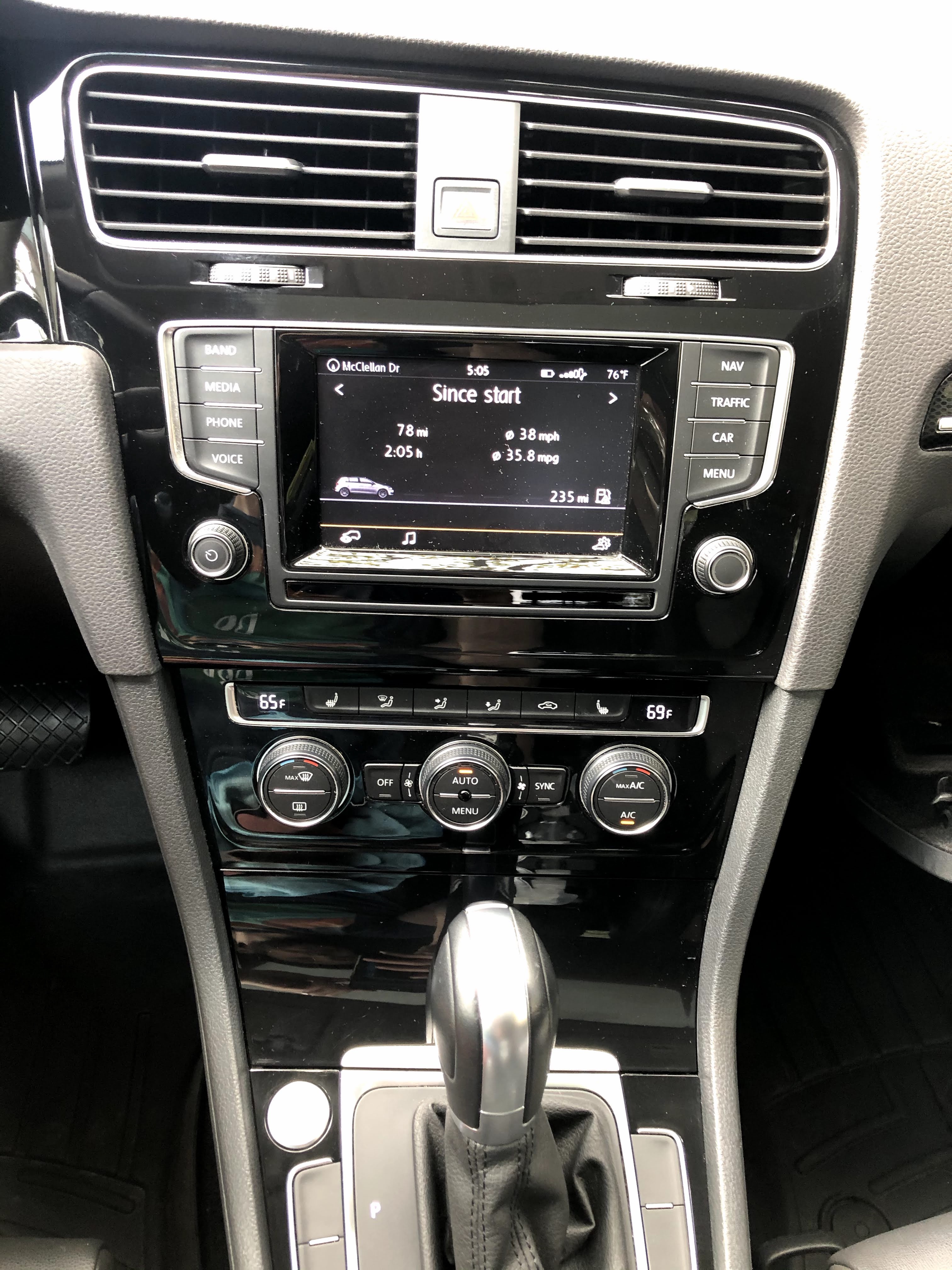 Used 2015 Volkswagen Golf SEL FWD image 10
