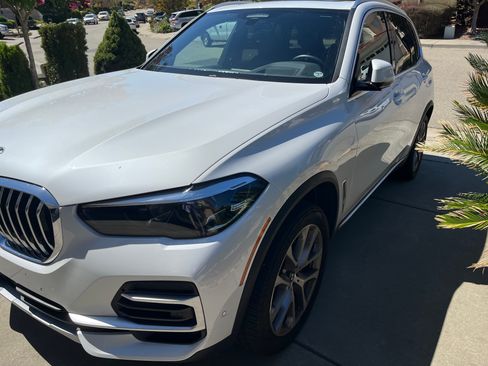 Used 2023 BMW X5 xDrive40i AWD/4WD image 5