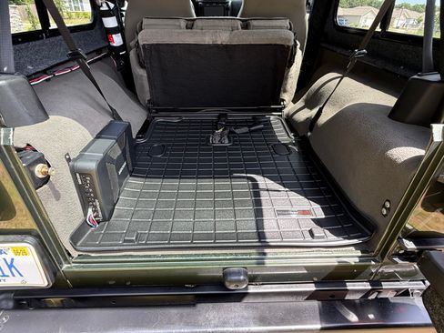 Used 2006 Jeep Wrangler Unlimited AWD/4WD image 19