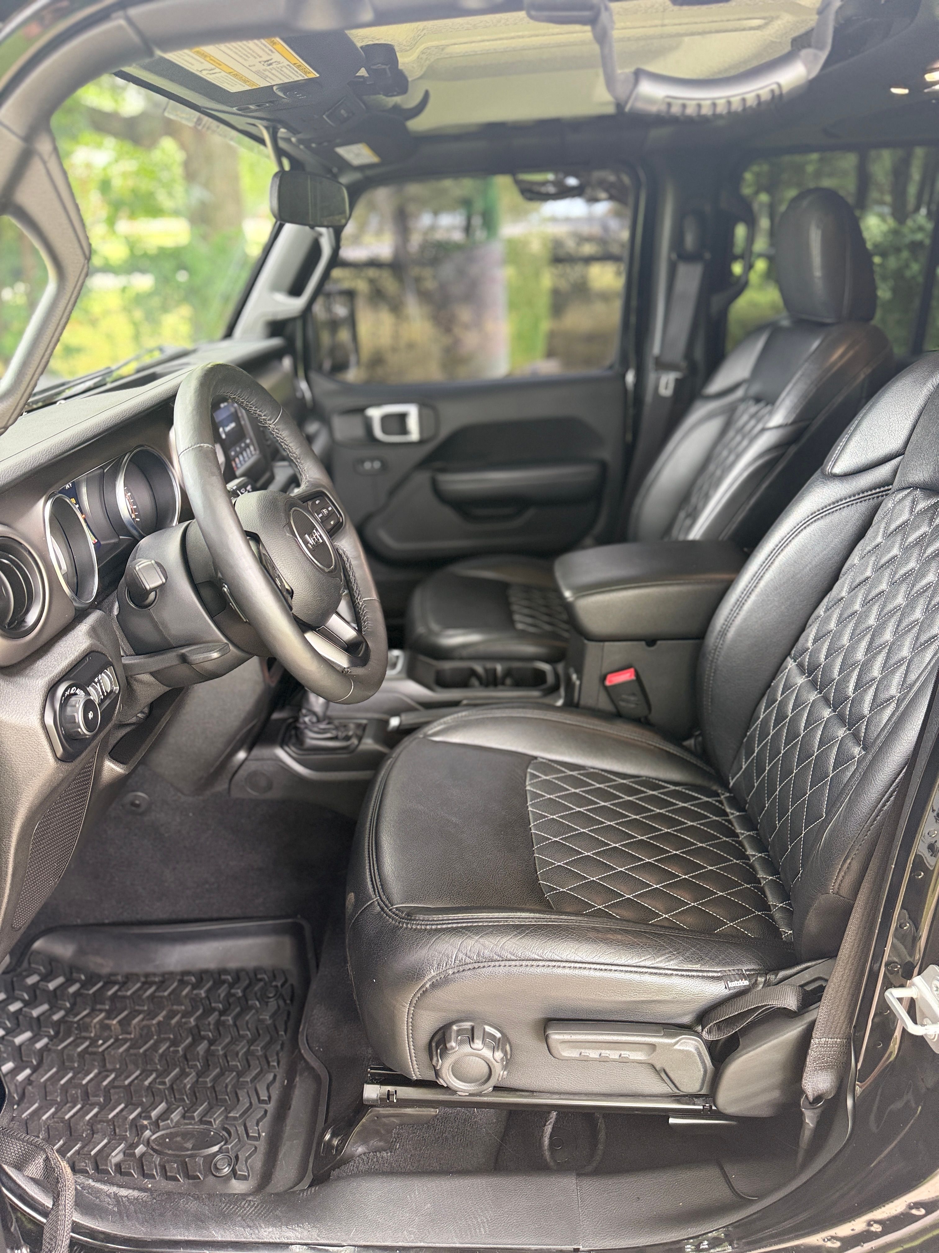 Used 2019 Jeep Wrangler Unlimited Sport S AWD/4WD image 8