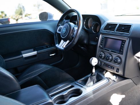 Used 2012 Dodge Challenger SRT8 image 6