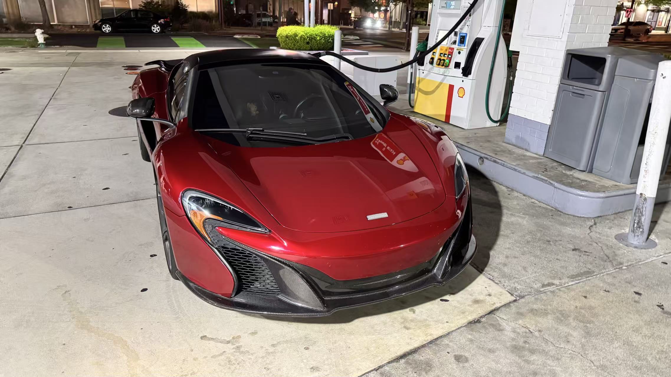 Used 2015 McLaren 650S Spider RWD image 1