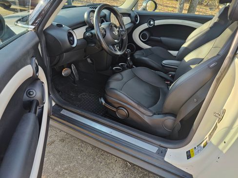 Used 2013 MINI Cooper S image 6