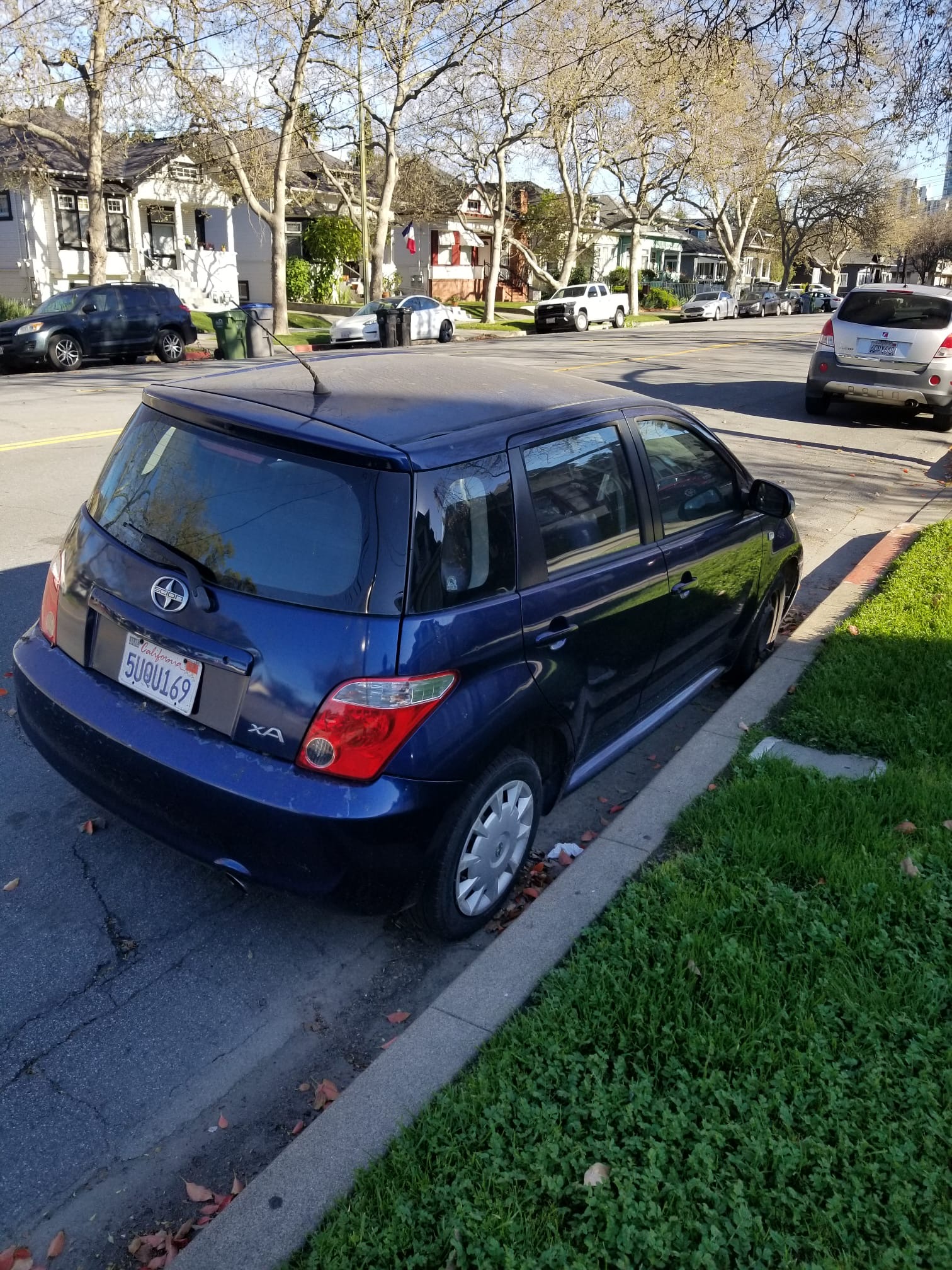 Used 2006 Scion xA FWD image 4