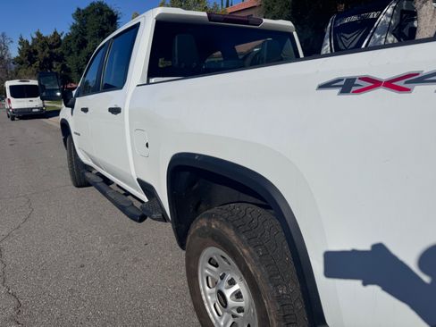 Used 2021 Chevrolet Silverado 2500 W/T image 16