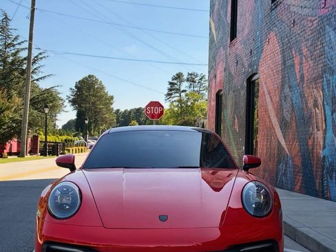 Used 2020 Porsche 911 Carrera S image 5