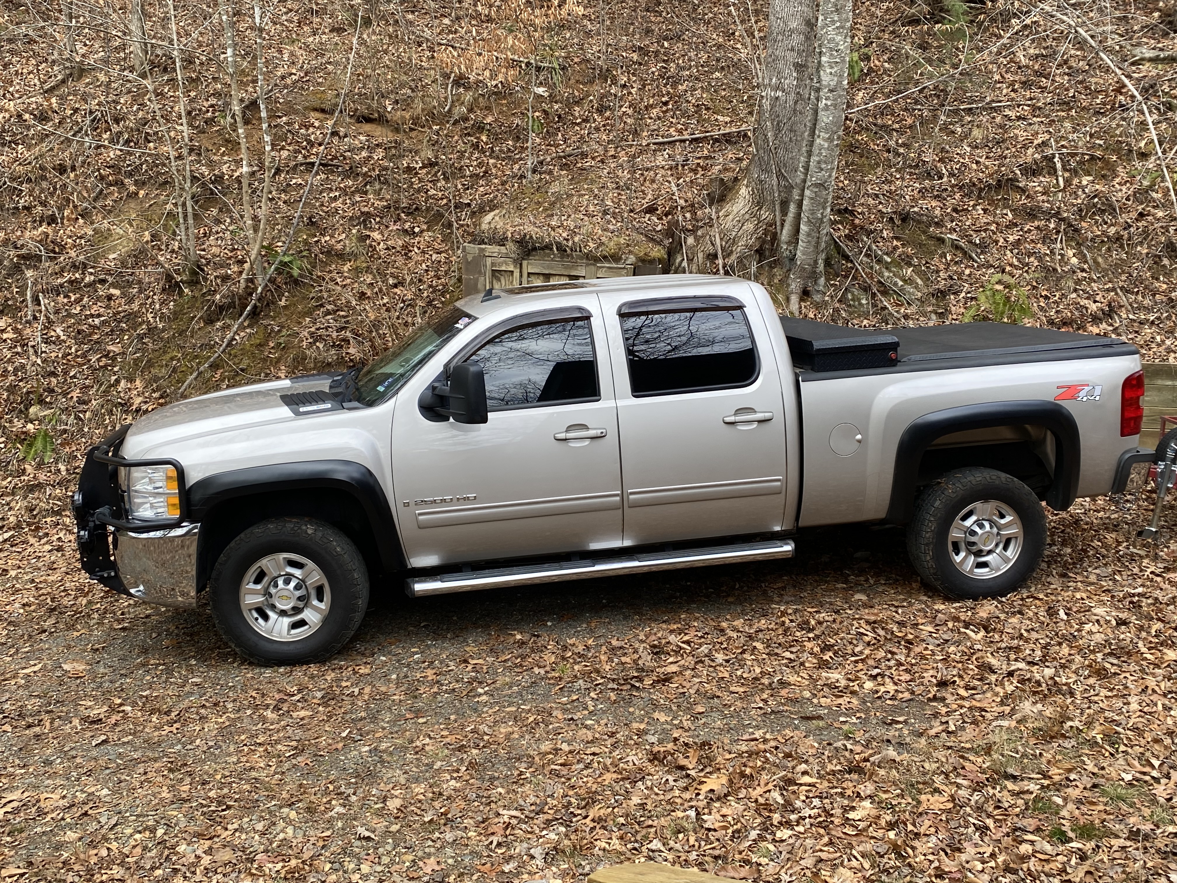 Used 2009 Chevrolet Silverado 2500 LTZ w/ Suspension Package, Off-Road AWD/4WD image 5