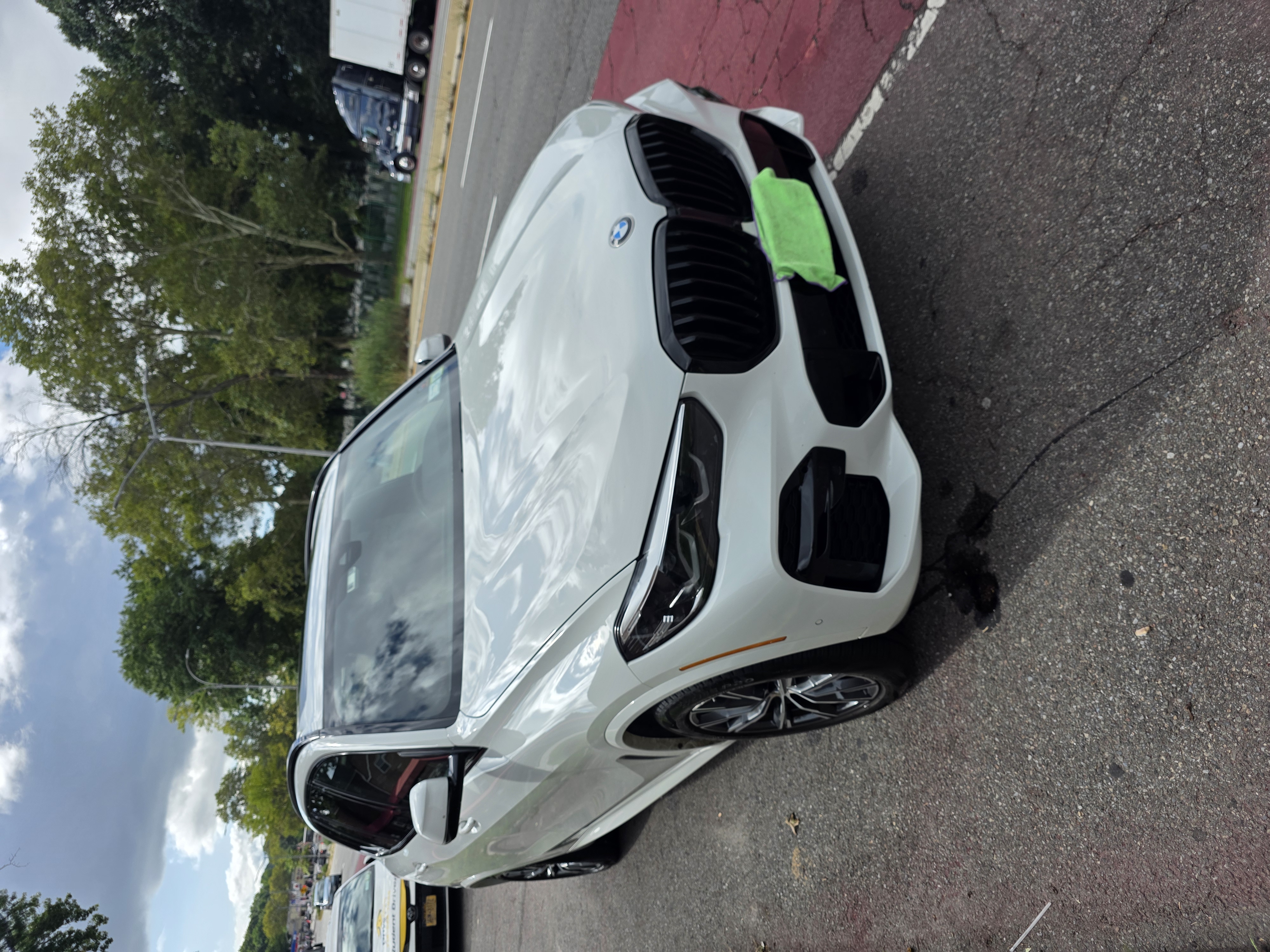 Used 2022 BMW X5 xDrive40i w/ M Sport Package AWD/4WD image 20