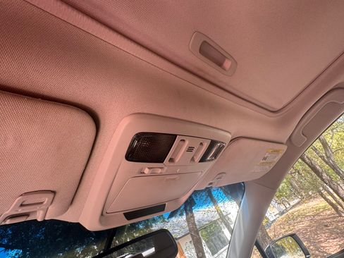 Used 2015 Subaru Outback 2.5i Limited image 20