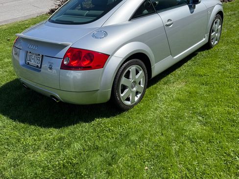 Used 2002 Audi TT 1.8T AWD/4WD image 5