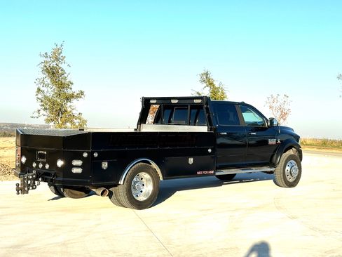 Used 2014 RAM 5500 Laramie image 14