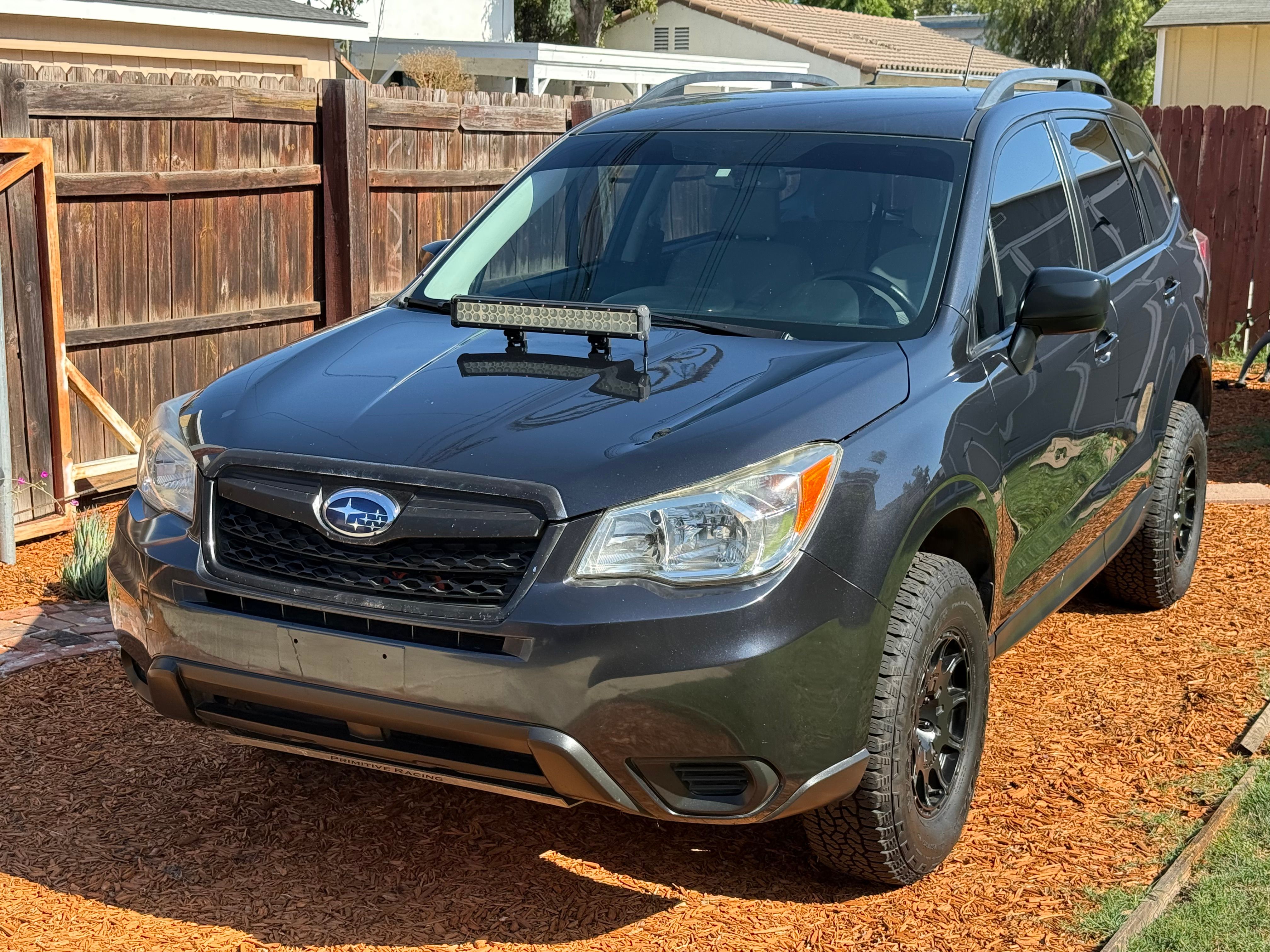Used 2015 Subaru Forester 2.5i w/ Alloy Wheel Package AWD/4WD image 12