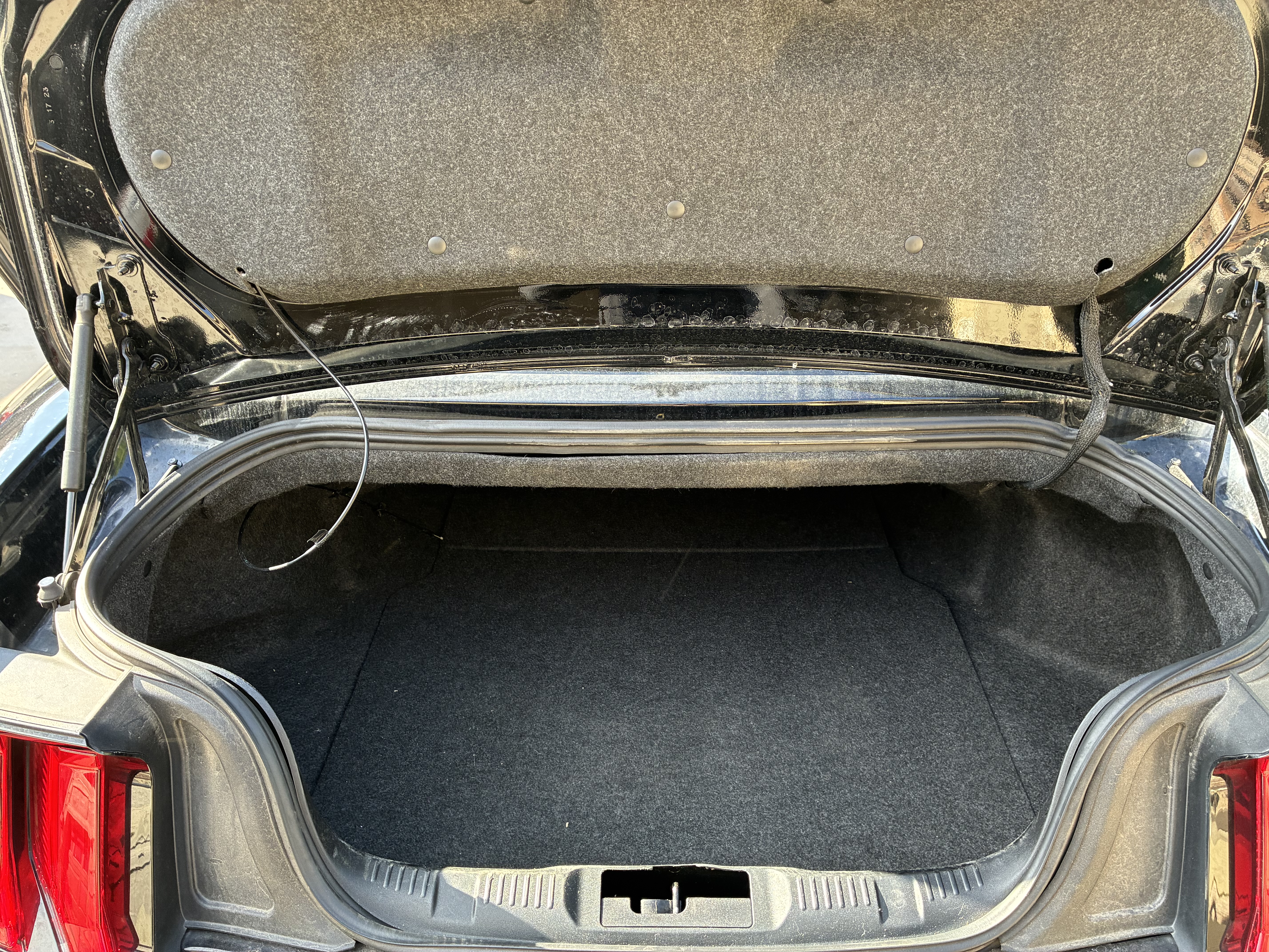 Used 2023 Ford Mustang Premium RWD image 17