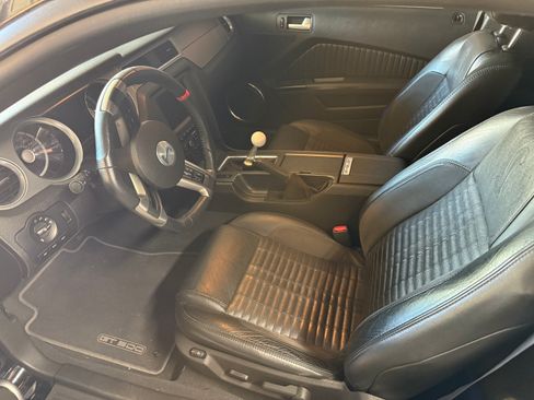 Used 2010 Ford Mustang Shelby GT500 image 8
