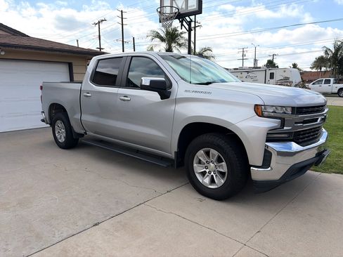 Used 2020 Chevrolet Silverado 1500 LT w/ All-Star Edition image 1