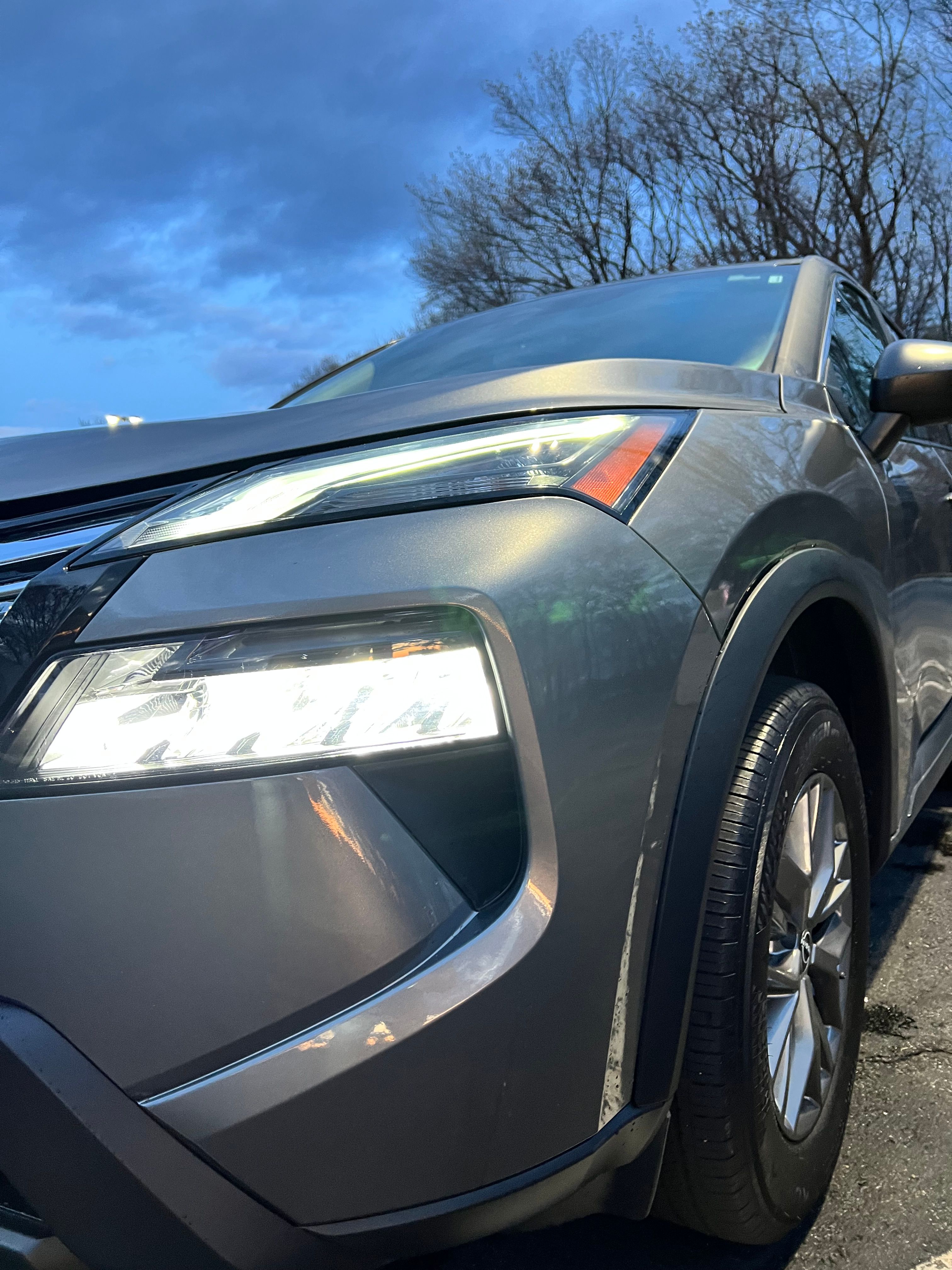 Used 2024 Nissan Rogue S AWD/4WD image 13