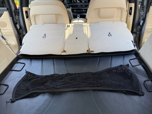 Used 2015 BMW X5 xDrive35d image 14