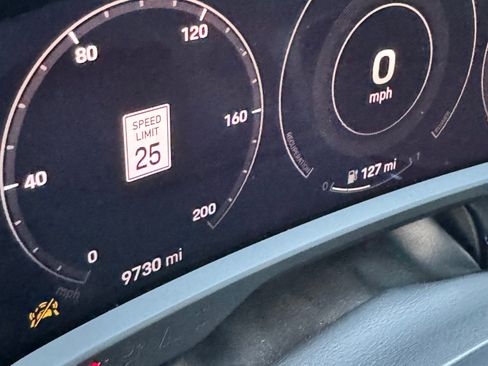 Used 2021 Porsche Taycan 4S image 14