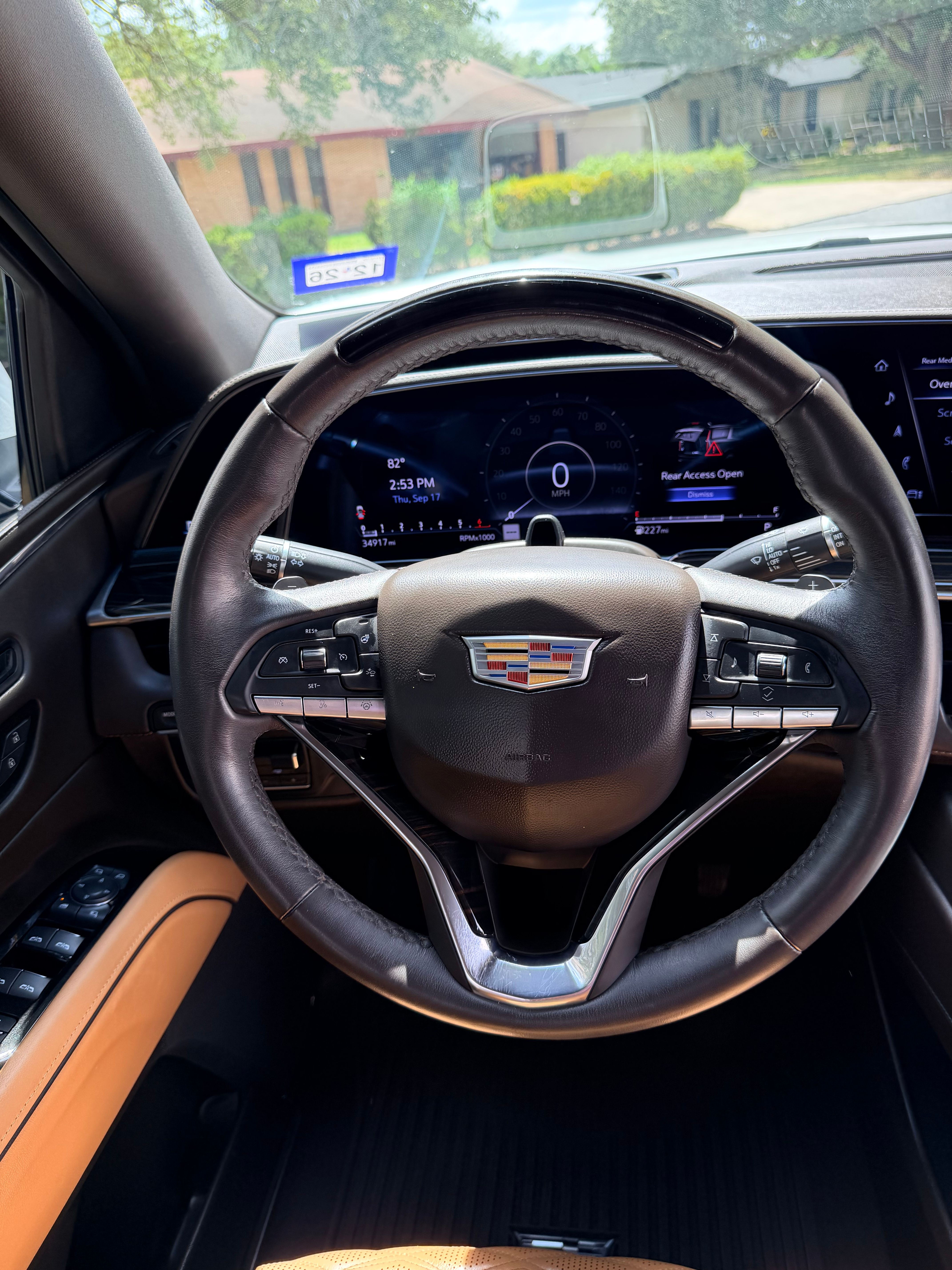Used 2024 Cadillac Escalade Premium Luxury w/ Performance Package RWD image 13