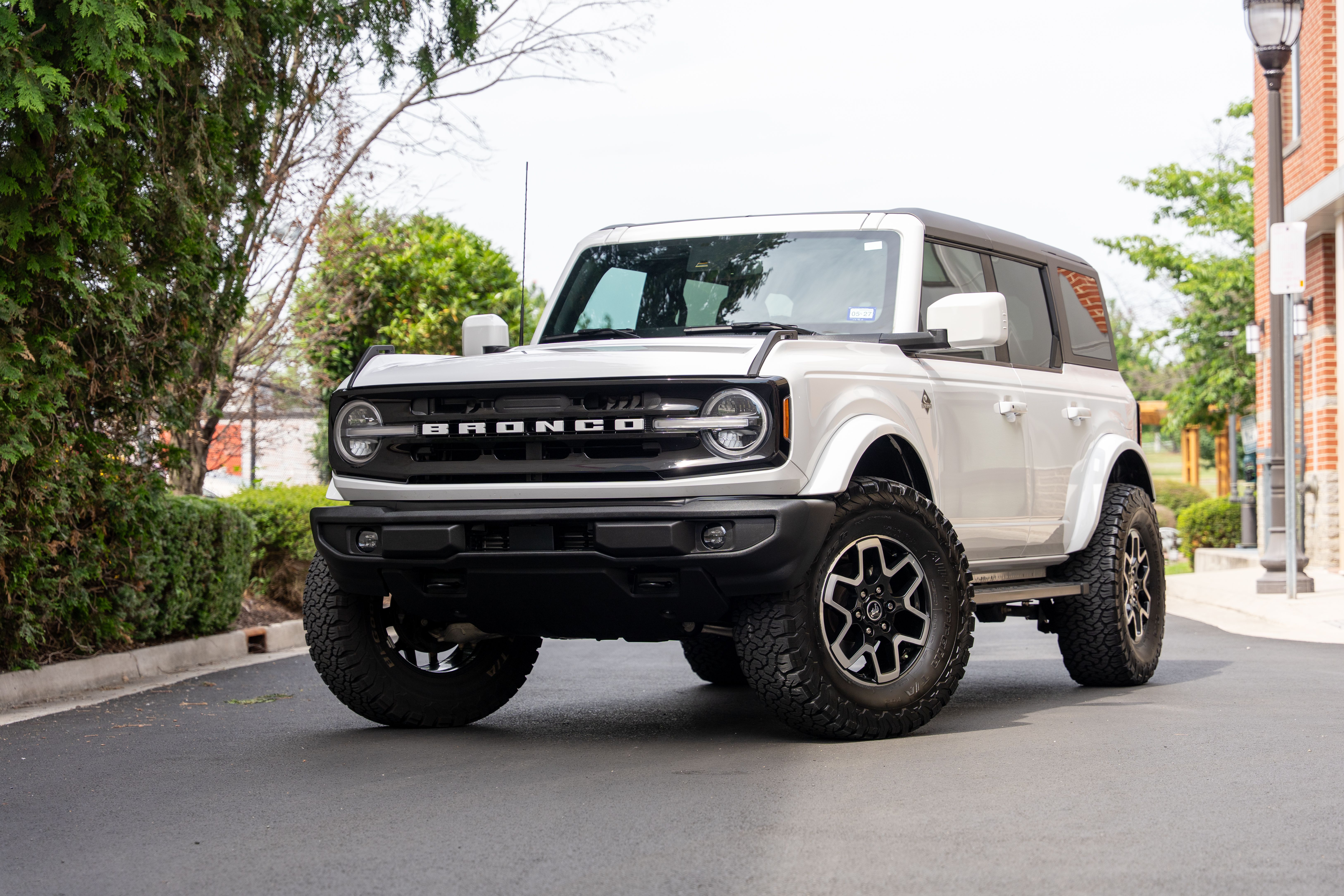 Used 2024 Ford Bronco Outer Banks AWD/4WD image 4