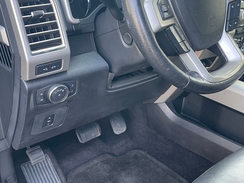 Used 2015 Ford F150 Lariat w/ Equipment Group 502A Luxury image 18