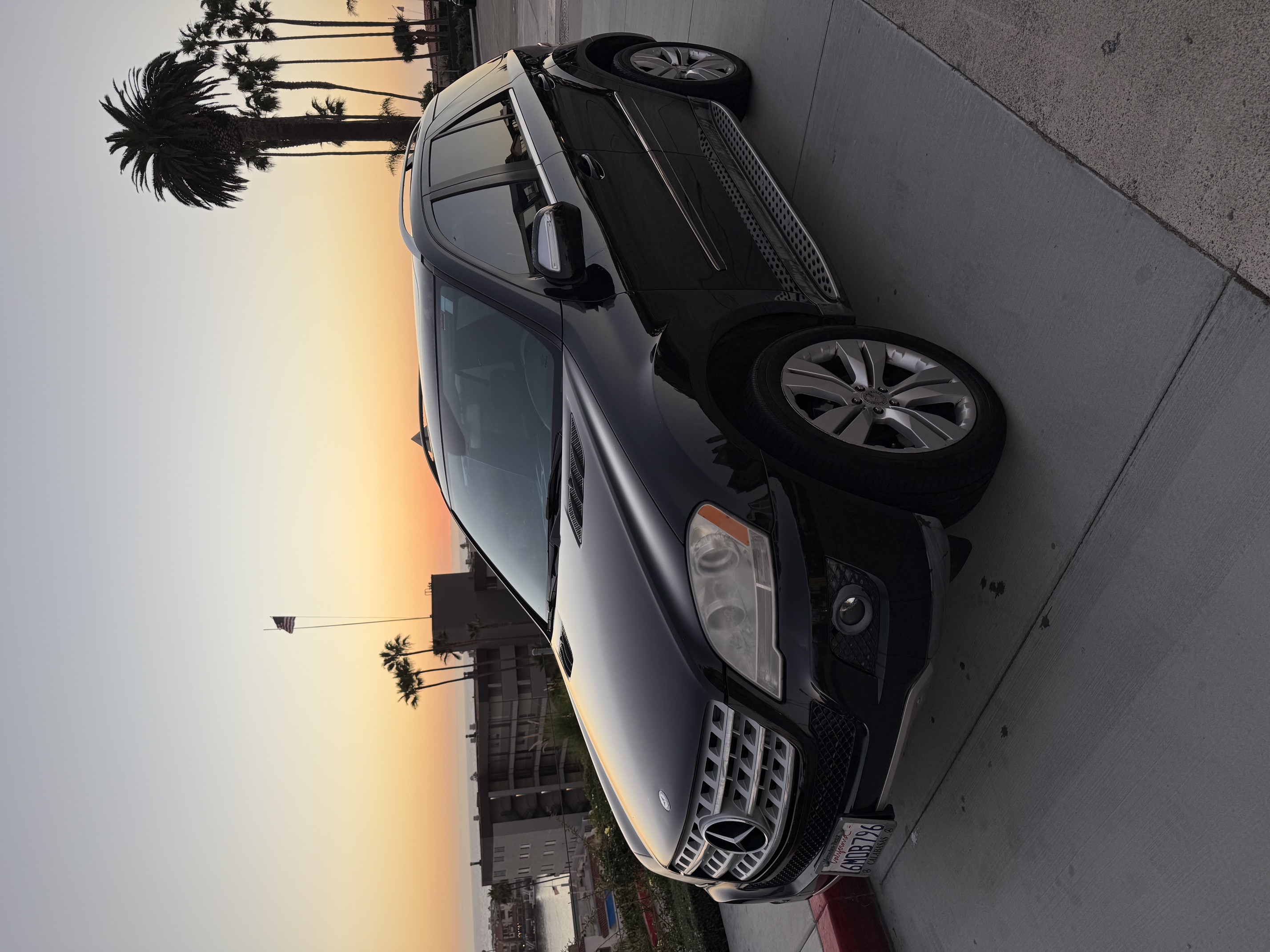 Used 2010 Mercedes-Benz ML 350 2WD image 2